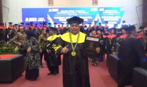 Ketua PWTOI Aris Harianto Berikan Selamat atas Wisuda Doktor Hukum Dr. Muhammad Sa’i Rangkuti: Inspirasi untuk Generasi Muda