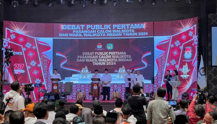 Rico Waas Ungkap Solusi Digital untuk Pedagang Pasar Tradisional di Debat Publik Pilkada Medan, Ini Harapan Mereka untuk Masa Depan