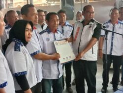Antonius Tumanggor Kukuhkan Pengurus DPC ATRestorasi Bersatu Kota Medan Periode 2025–2030