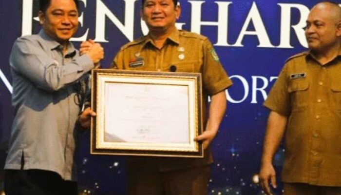 DPRD Medan Raih Terbaik I Penilaian E-Report JDIHN se-Sumut 2024–2025