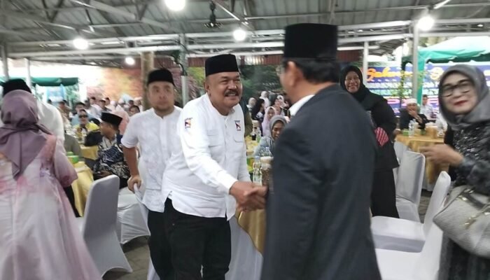 Peringati Maulid Nabi 1448 H, IKANAS Sumut Rangkai dengan Syukuran HUT Erwan Rozadi Nasution ke-63 dan Dra. Hj. Ermalia Nasution, Erwan Rozadi Ajak Keluarga Nasution Makin Solid